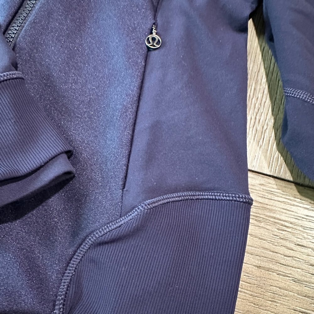 Lululemon Full Zip Jacket Women’s 6 Pearlescent Purple - Picture 4 of 12